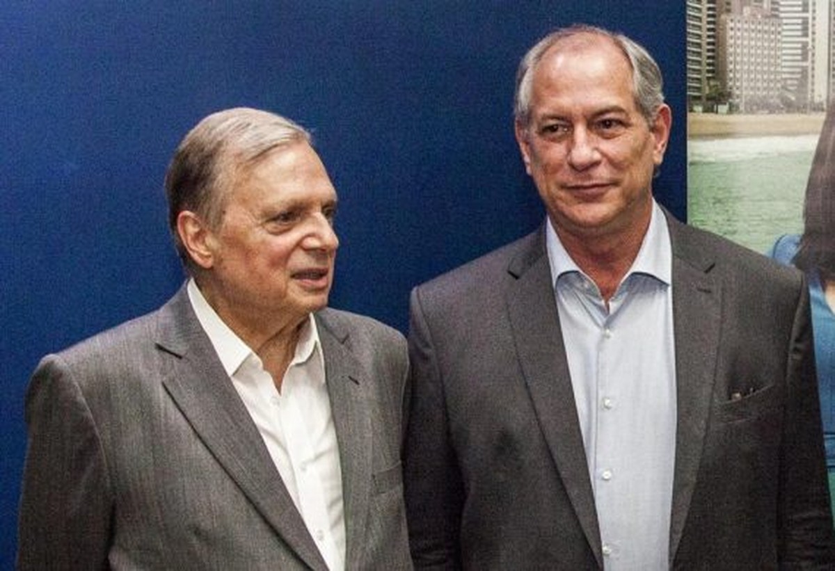 Ciro Gomes se reúne com líderes do PSDB em Brasília para discutir futuro político Tasso Jereissati e Ciro Gomes: almoço em Brasília (Foto: Divulgação)