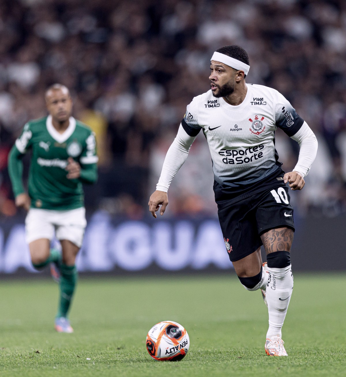 Corinthians enfrenta Palmeiras com Dorival sob pressão e Memphis em baixa Memphis Depay durante Corinthians x Palmeiras (Foto: Rodrigo Coca/ Agência Corinthians)