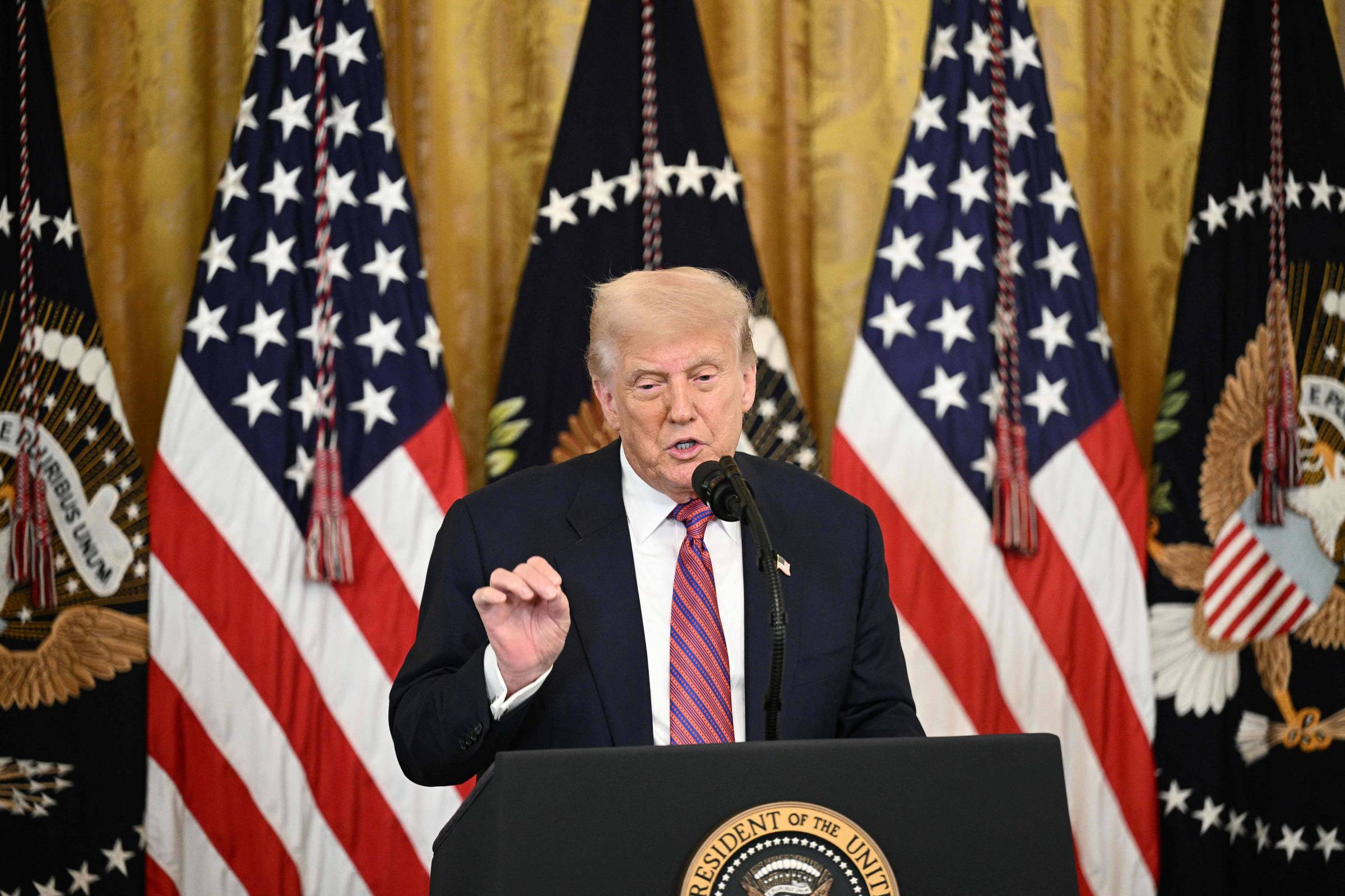 Trump prevê fim rápido do Brics se grupo se consolidar de forma significativa Donald Trump, presidente dos EUA - Brendan Smilowski - 18.jul.2025/AFP (Foto: Brendan Smilowski/AFP)