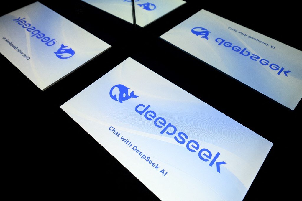 DeepSeek luta para se destacar no competitivo mercado de inteligência artificial Deepseek precisa encontrar equilíbrio entre preço e desempenho para se manter competitivo no mercado de IA (Foto: Lionel Bonaventure/AFP)