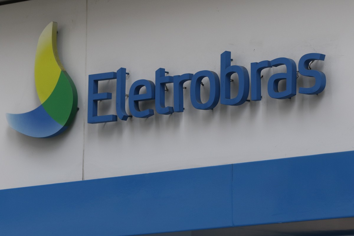 Eletrobras destina R$ 6 bilhões para expandir linhas de transmissão até 2027 Logo da Eletrobras na sede do Rio de Janeiro (Foto: Fernando Frazão / Agência Brasil)