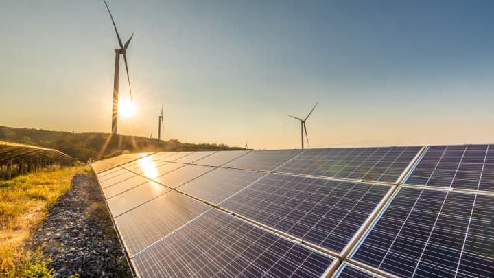 Ações de energia limpa disparam após isenção de imposto em projetos solares e eólicos Foto: Reprodução