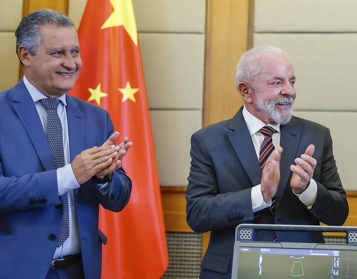 Governo admite ausência de proposta alternativa para o IOF antes de conciliação no STF Rui Costa e Lula em Pequim (Foto: Ricardo Stuckert / Presidência da República)