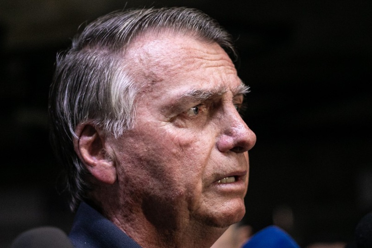 Bolsonaro se reúne com aliados e evita Congresso enquanto aguarda decisão de Moraes Ex-presidente Jair Bolsonaro (Foto: Brenno Carvalho / Agência O Globo)