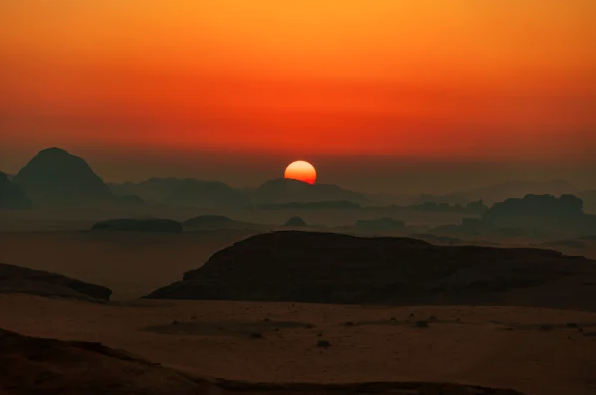 Calor extremo quase eliminou a vida na Terra há 250 mil anos NEOM (Foto: Reprodução)