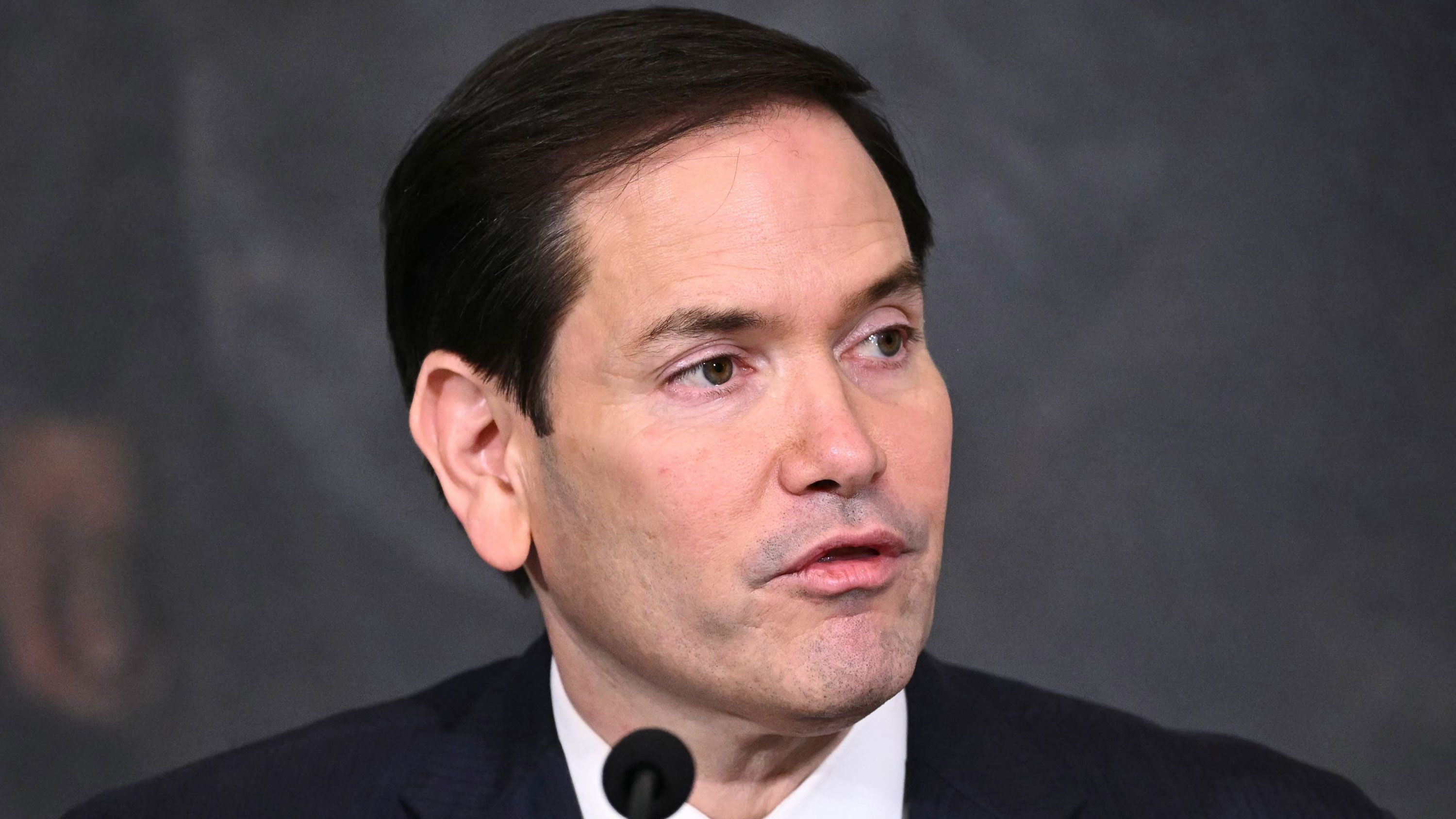 Impostor usa IA para se passar por Marco Rubio e contatar autoridades estrangeiras Mandel Ngan/AFP via Getty Images