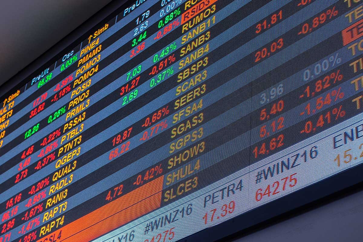 Ibovespa inicia o dia em queda enquanto aguarda balanços e acordos nos EUA WEG (WEGE3) registra lucro de R$1,59 bilhão no segundo trimestre, abaixo do esperado pelo mercado (Foto: Reprodução)