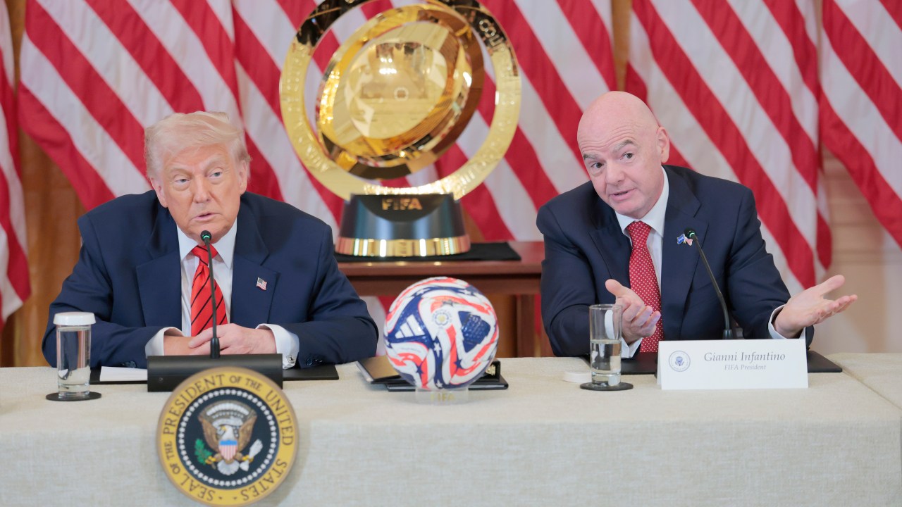 EUA lucram com taxas sobre clubes brasileiros na Copa do Mundo de Clubes Não rolou - Fifa de Infantino não convenceu governo Trump sobre isenção de impostos em premiação da Copa do Mundo de Clubes (Foto: Anna Moneymaker/Getty Images)