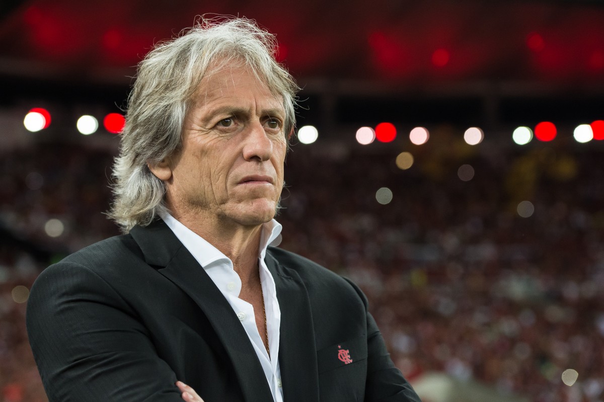 Jorge Jesus acerta ida o Al Nassr e treinará Cristiano Ronaldo por uma temporada Jorge Jesus fechou com Al Nassr (Foto: Alexandre Vidal/Flamengo)
