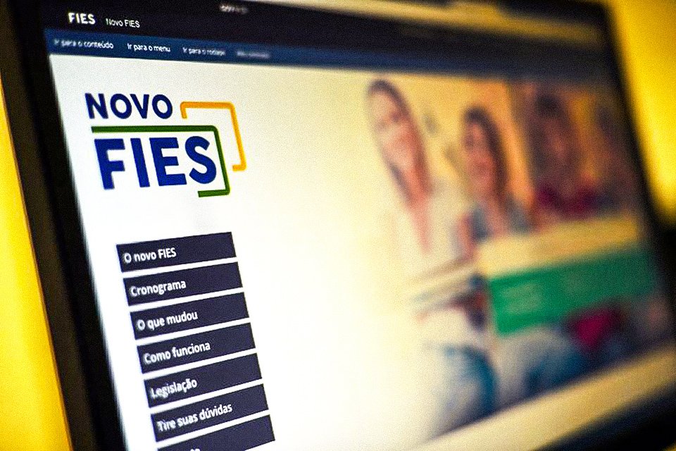 Inscrições para o Fies 2º semestre se encerram nesta sexta-feira (18) Fies 2º semestre: prazo de inscrições vai até sexta-feira, 18 de julho de 2025 (Foto: Marcello Casal Jr/Agência Brasil)