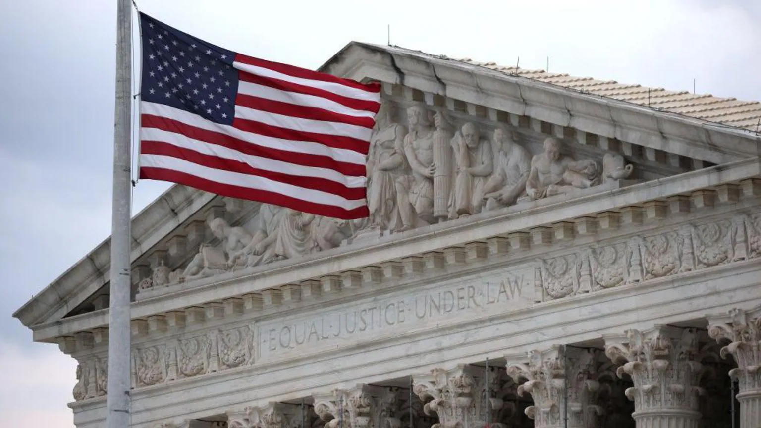 Suprema Corte dos EUA mantém lei do Texas que exige verificação de ID em sites pornográficos Foto: Reprodução