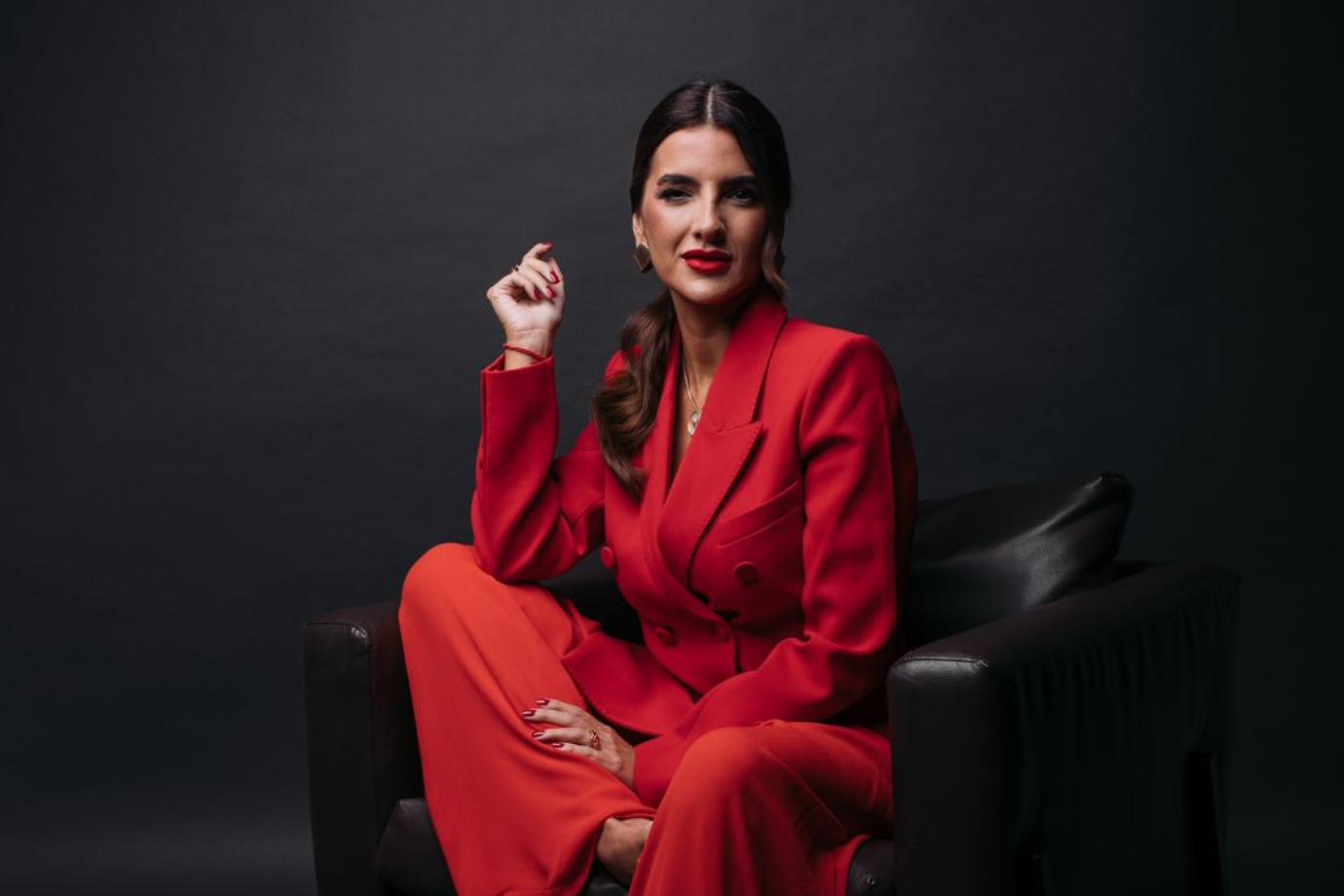 Ana Lisboa, fundadora do Grupo Altis: “Gosto de saber como as pessoas se sentem, suas histórias e dificuldades. Foi para isso que a empresa foi criada; se me afastar tudo perde o sentido. O objetivo não é dominar o mercado e, sim, transformar vidas” (Foto: Reprodução)
