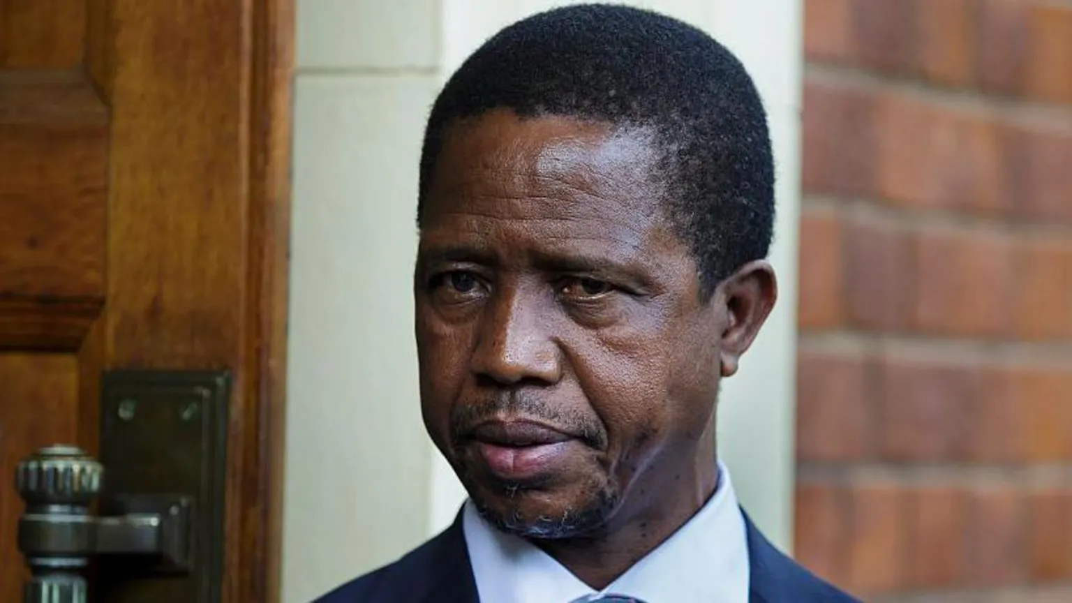 Zâmbia busca impedir sepultamento de ex-presidente na África do Sul Edgar Lungu (acima) e seu sucessor, o presidente Hakainde Hichilema, tiveram um relacionamento tenso que remonta a muitos anos - Foto: Photothek via Getty Images