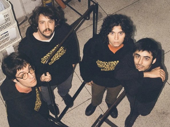 A banda Sophia Chablau e Uma Enorme Perda de Tempo (Foto: Reprodução)