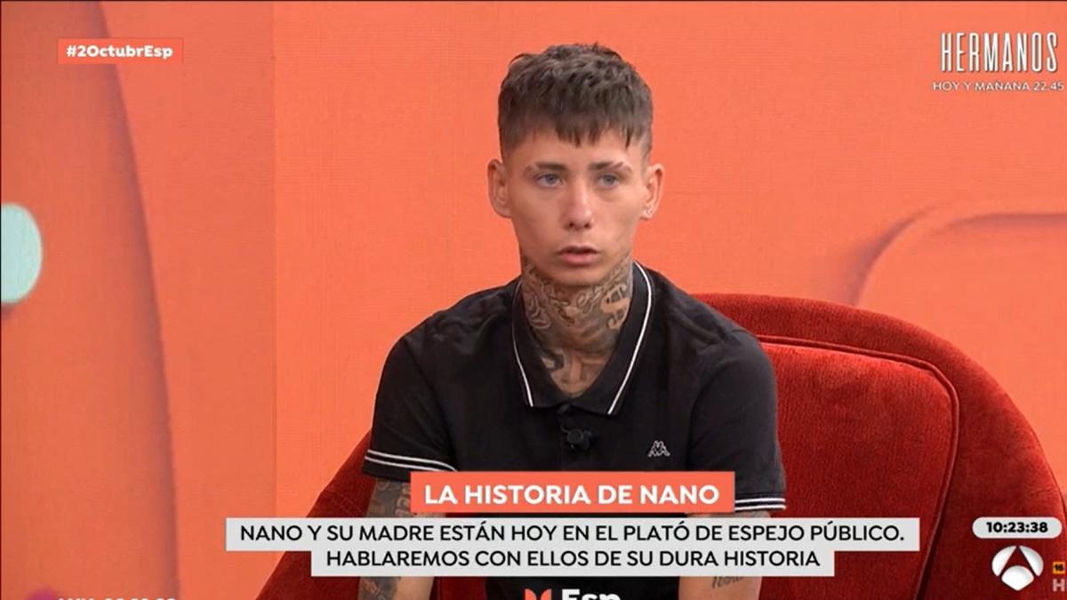 Famoso por ter dois empregos, ele surpreende com nova carreira em 2023 Nano, no 'Espejo Público'. (Foto: ANTENA 3)