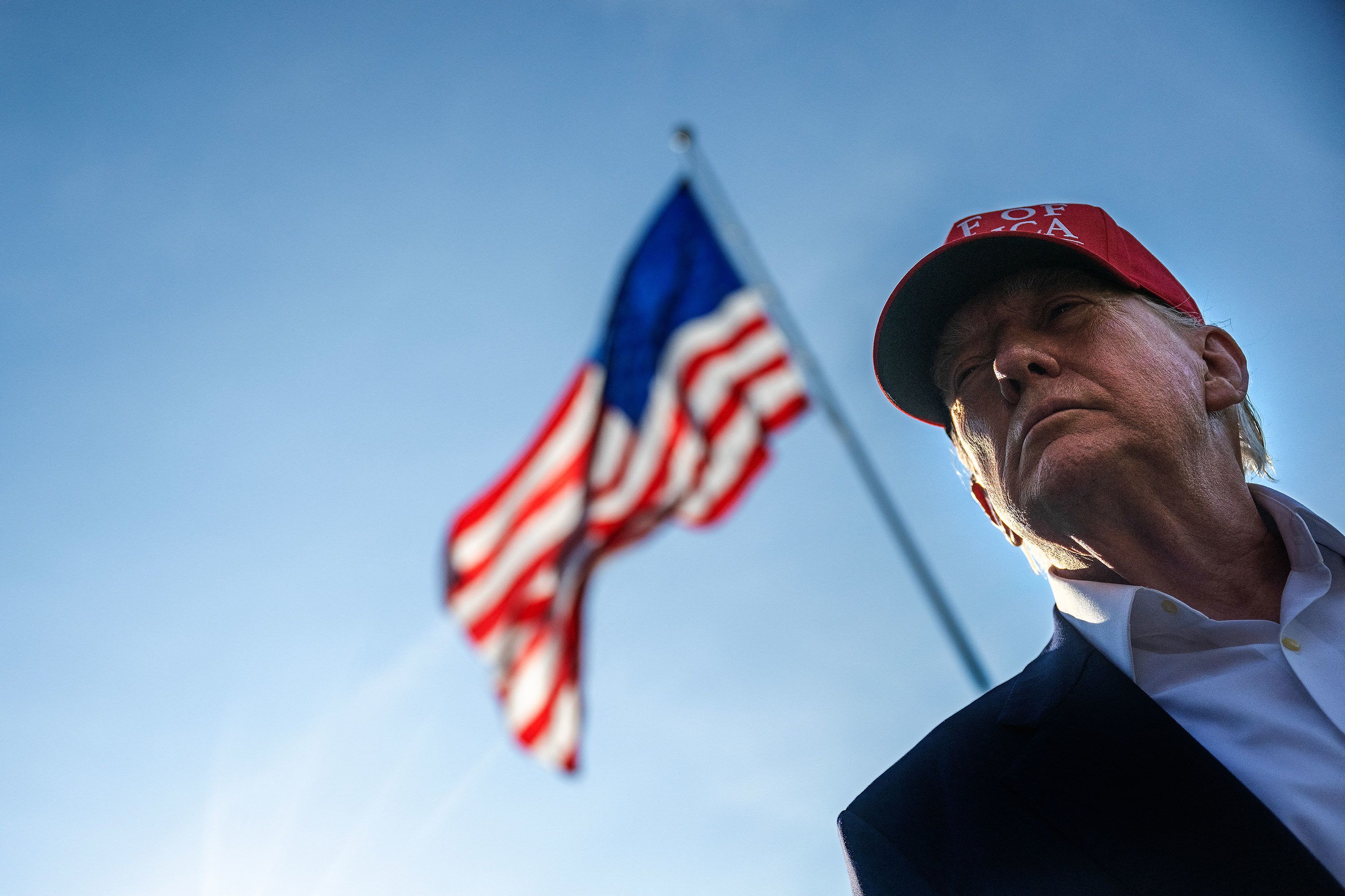 Trump mantém controle absoluto sobre o GOP, desconsiderando ameaças políticas de Musk Jim Watson/AFP/Getty Images