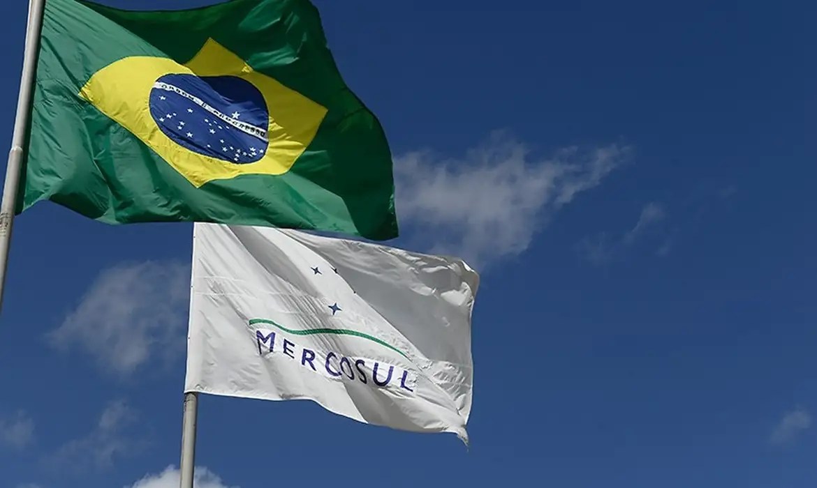 Mercosul e EFTA: acordo pode ser modelo estratégico para o Brasil MODELO Brasil: acordo do Mercosul com a EFTA vai além de tarifas comerciais (Foto: Marcos Oliveira/Agência Senado)