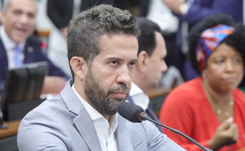 Conselho de Ética suspende Janones por ofensas a Nikolas Ferreira por 90 dias