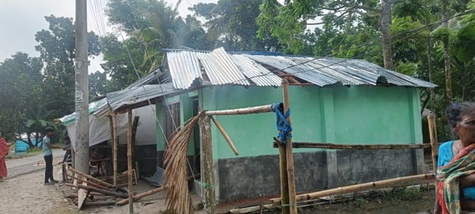 Casa de família cristã foi destruída pela violência que se seguiu à queda do governo em 2024. (Foto: Portas Abertas)
