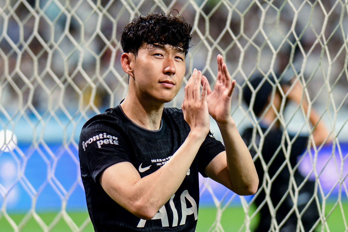 Son Heung-min é contratado pelo LAFC em transferência recorde na história da MLS Son será a transferência mais cara da história da MLS (Foto: Anthony WALLACE / AFP)