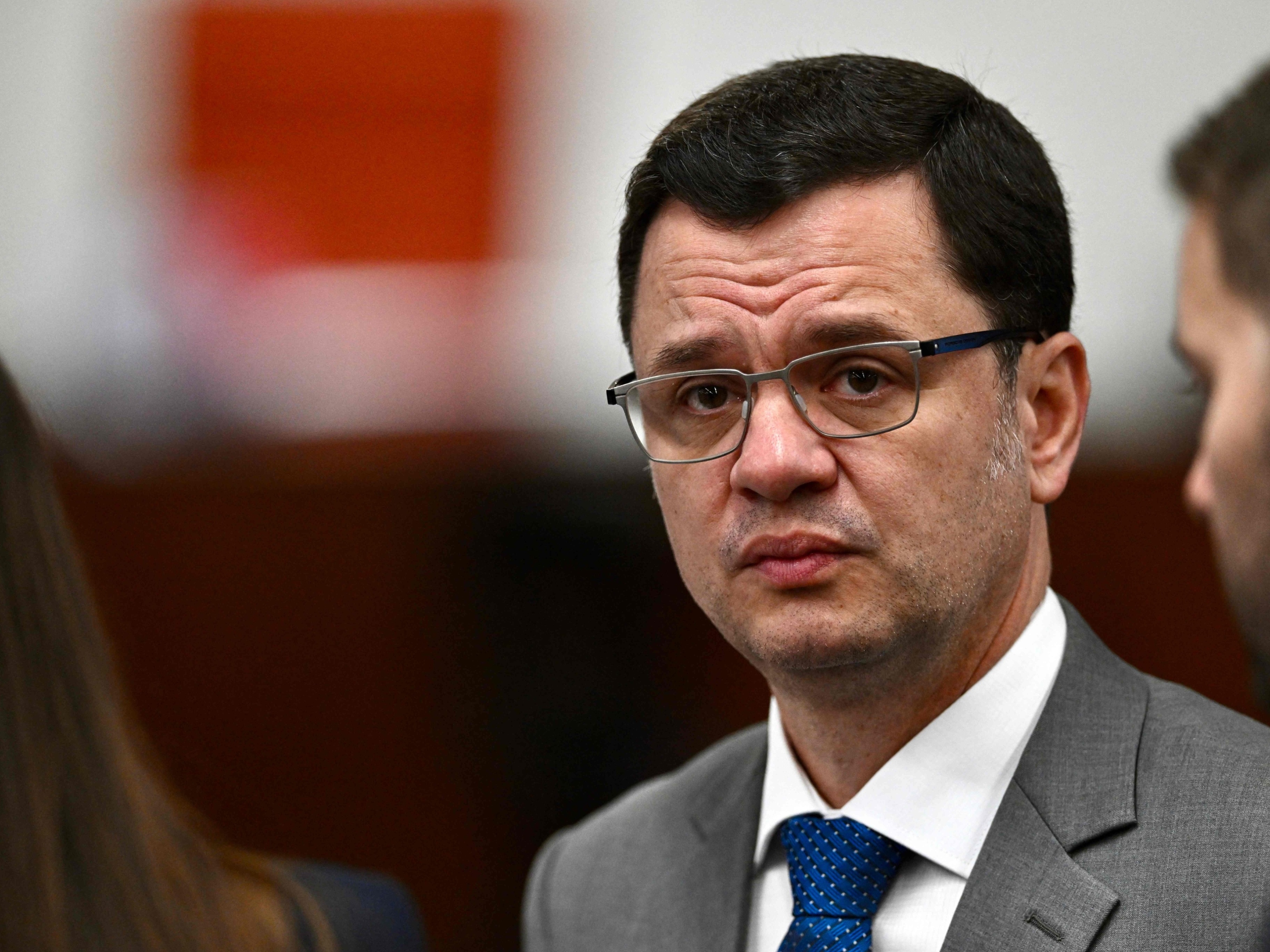 Torres nega acusações de passagem forjada e fala em 'perseguição' no STF O ex-ministro da Justiça Anderson Torres durante sessão de interrogatório na Primeira Turma do STF (Foto: Evaristo Sá - 10.jun.2025/AFP)