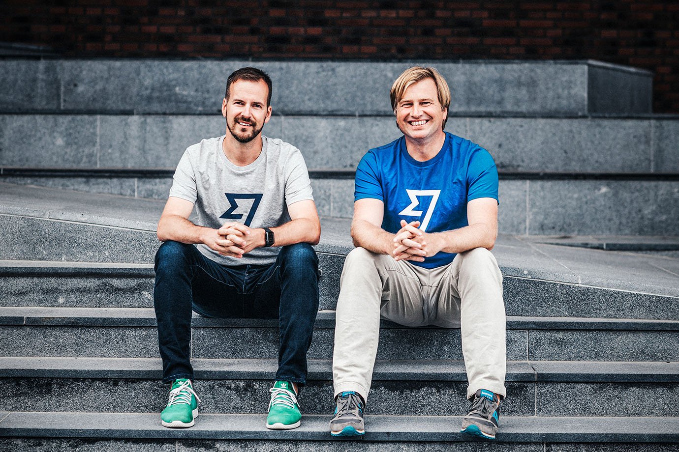 Taavet Hinrikus e Kristo Käärmann, fundadores da Wise: disputa sobre poder de voto expõe divisão na governança da fintech em meio à proposta de mudança da listagem principal para os EUA (Foto: Wise/Divulgação)