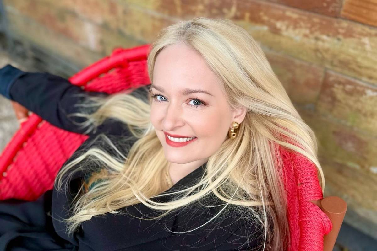 Luciana Vendramini fala sobre rótulo de símbolo sexual e escassez de convites na TV Luciana Vendramini, que protagoniza a série 'Não Costumo Me Apaixonar por Telefone' no YouTube (Foto: Divulgação)