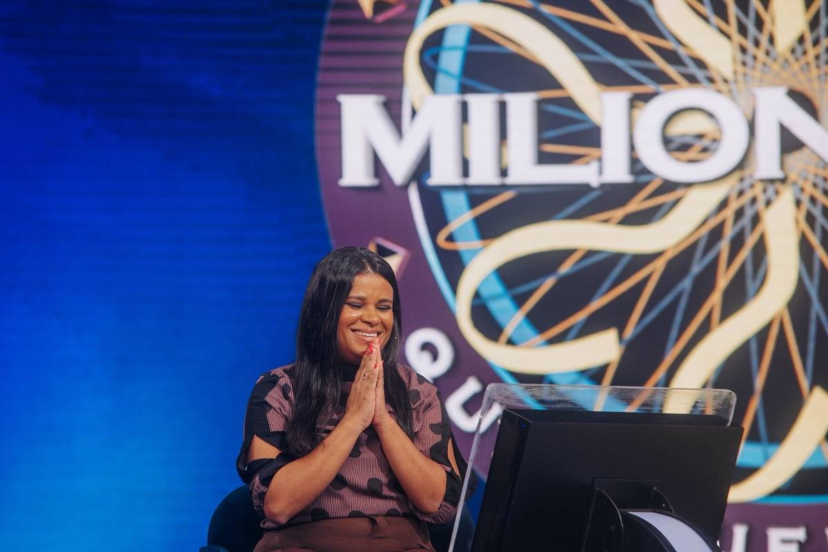 Eliza Feitoza erra pergunta e perde chance de ganhar R$ 1 milhão em programa de TV Eliza Feitoza, participante que chegou na última pergunta do Quem Quer Ser um Milionário (Foto: @eliza_feitoza no Instagram)