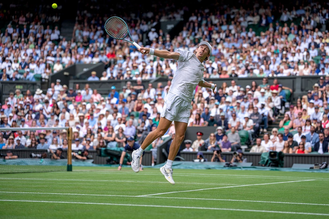 De Minaur lamenta chances perdidas em duelo contra Djokovic Foto: Reprodução