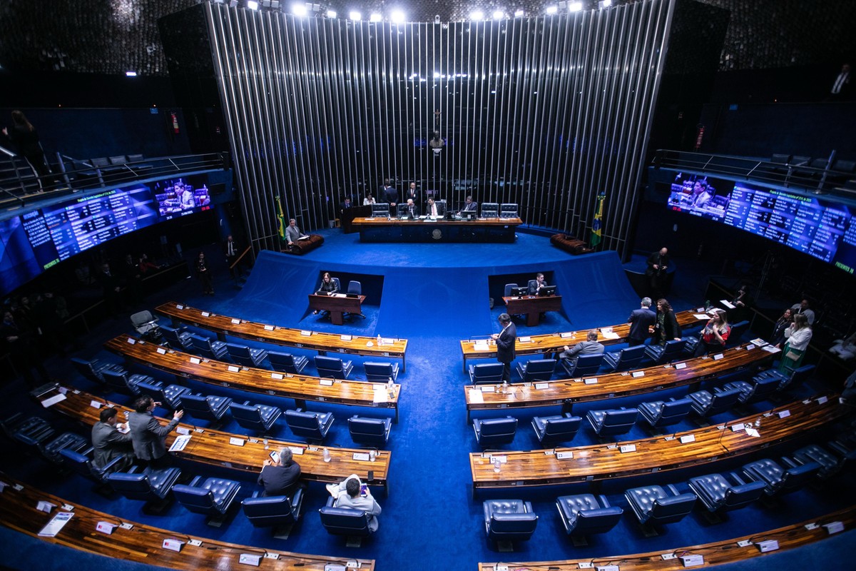 Senado vota MP que autoriza crédito consignado para motoristas de aplicativos Plenário do Senado (Foto: Brenno Carvalho/O Globo)