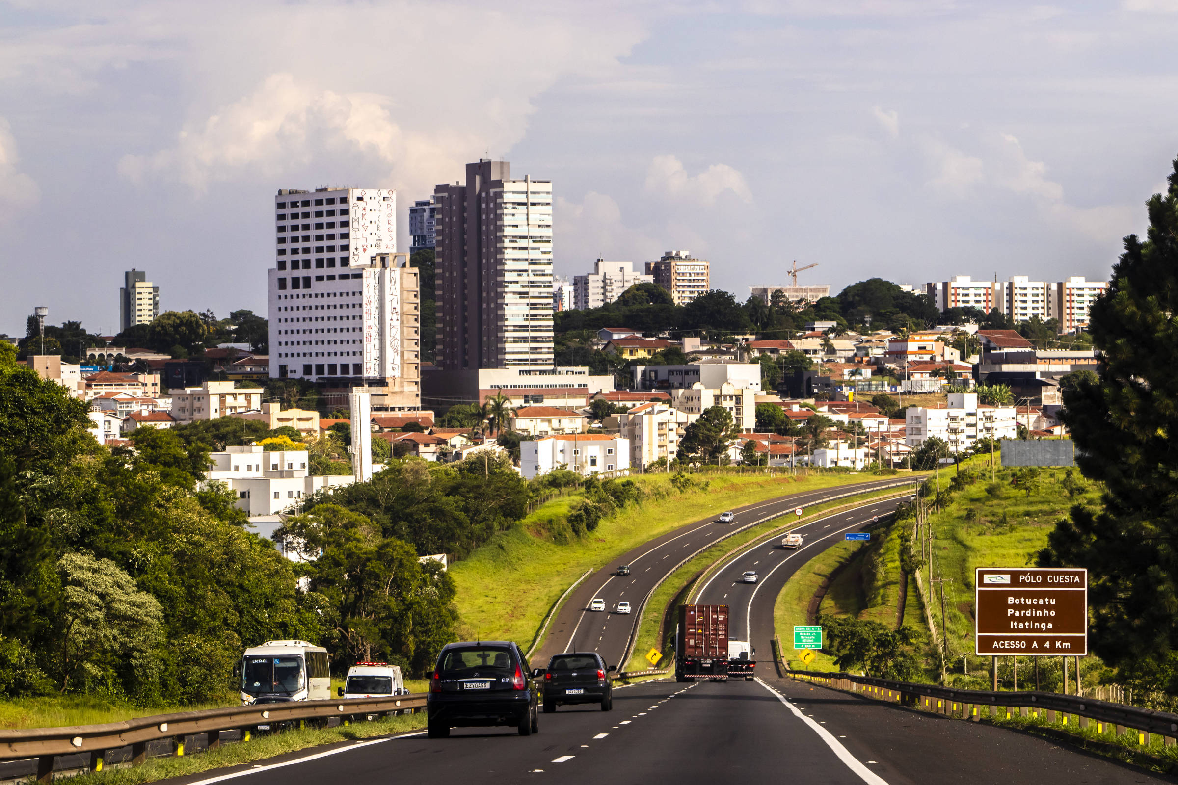 ANTT elabora nova norma para uniformizar contratos de concessão de rodovias no Brasil Resolução que padroniza programa sobre obras e demais obrigações de concessionárias será concluído pela ANTT e submetido à audiência pública (Foto: Alf Ribeiro - 16.fev.2024/Folhapress)