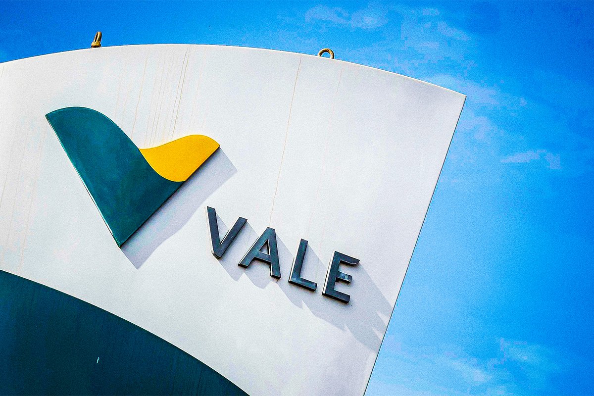 Vale (VALE3) sobe com minério a US$ 100, enquanto Ibovespa registra queda Os papéis da mineradora avançam 3,88% às 12h24 (horário de Brasília) (Foto: Washington Alves/Reuters)