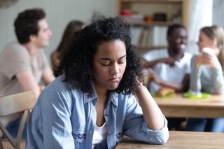 Tímidos e extrovertidos: psicóloga explica a dualidade da personalidade humana Tímidos e extrovertidos: psicóloga explica a dualidade da personalidade humana