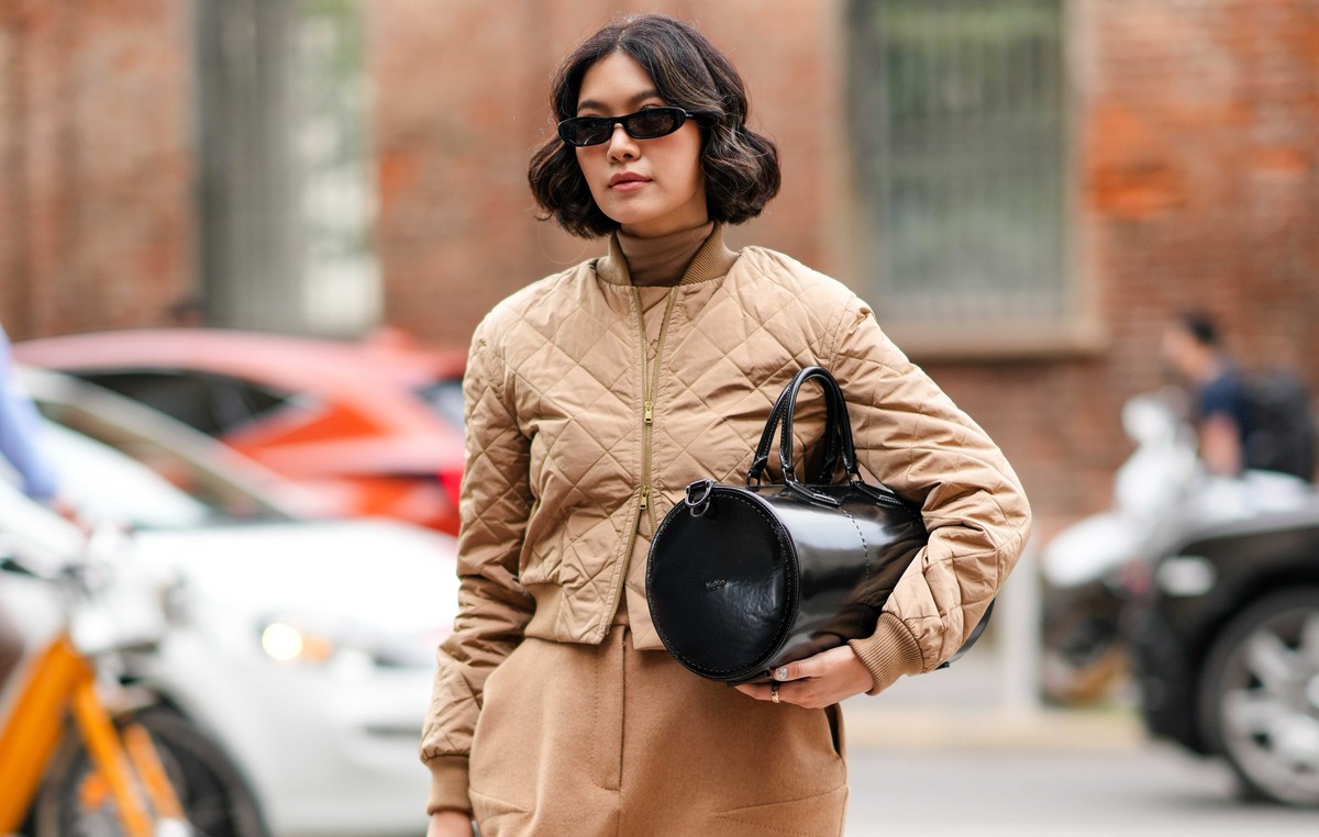 Cor tendência se destaca nos looks elegantes da temporada de moda Cor tendência se destaca nos looks elegantes da temporada de moda