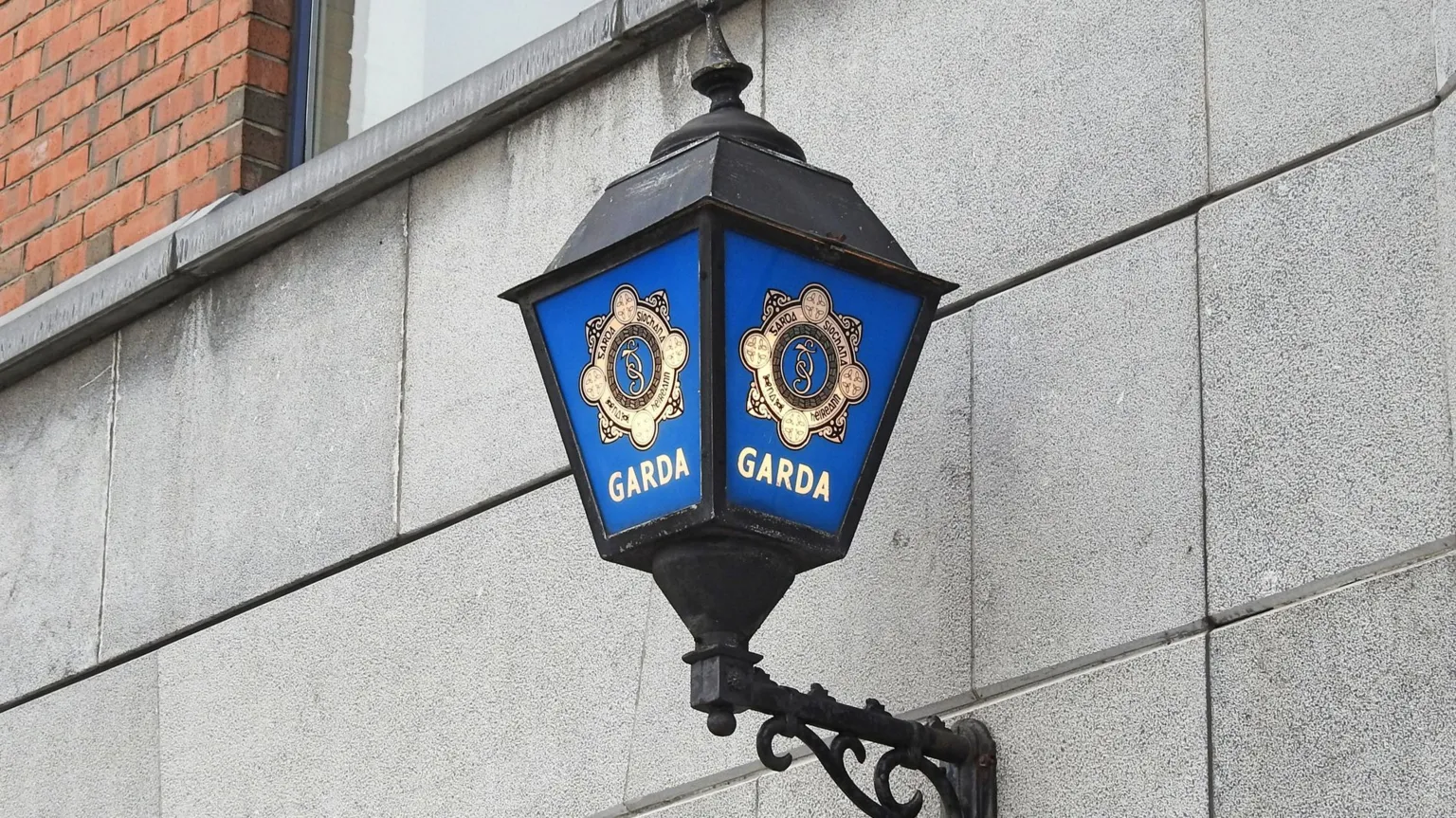 Criança morre em acidente de trânsito na Irlanda do Norte Foto: Reprodução