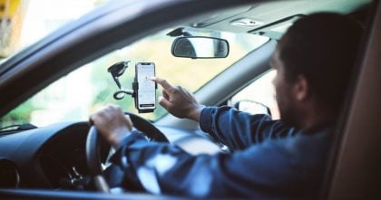 Senado aprova 'botão do pânico' para facilitar comunicação entre motoristas e polícia Foto: Uber/Divulgação