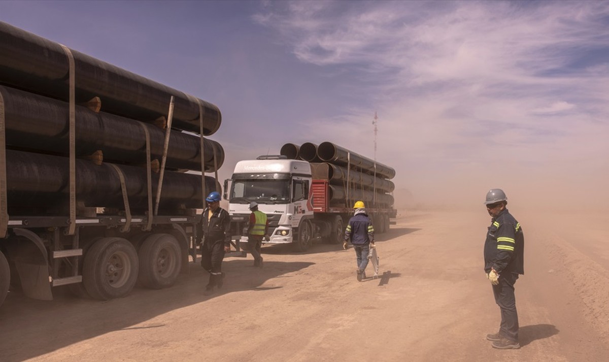 Construção do oleoduto de Vaca Muerta Sur (Foto: Bloomberg)