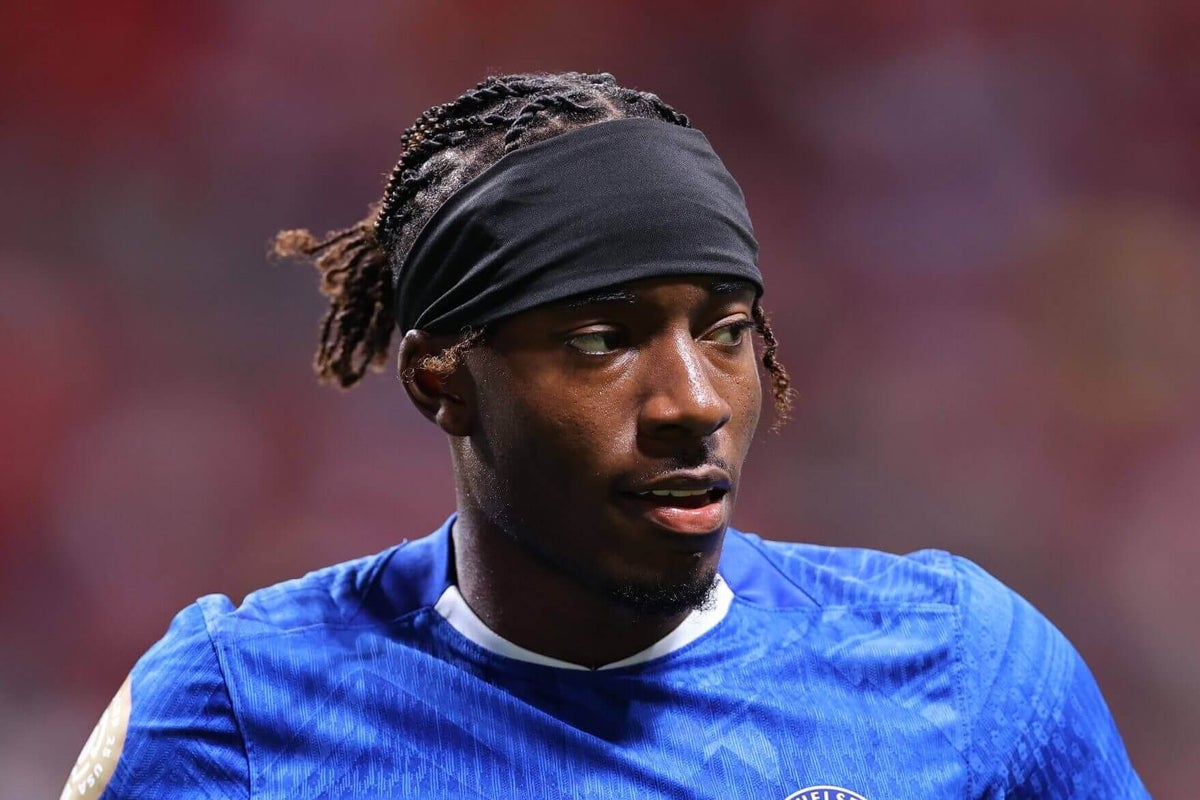 Arsenal anuncia contratação de Noni Madueke junto ao Chelsea por R$ 374,5 milhões