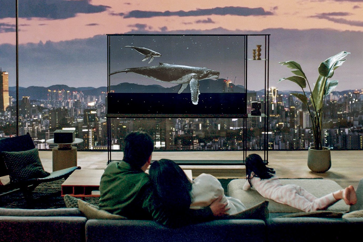 LG Signature OLED T: autoiluminada, a tela fica opaca só se os consumidores desejarem (Foto: LG/Divulgação)