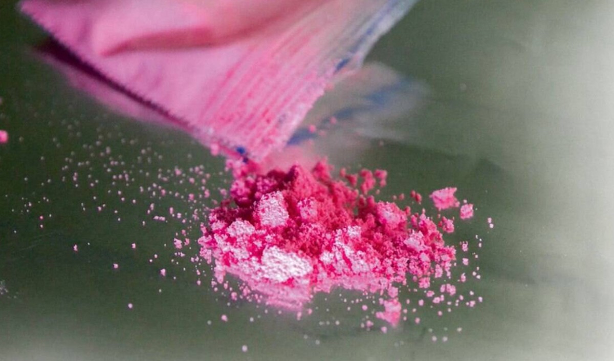 Consumo de cocaína e crack permanece estável no Brasil, aponta pesquisa recente Cocaína rosa — Foto: Divulgação/Conselho Federal de Farmácia