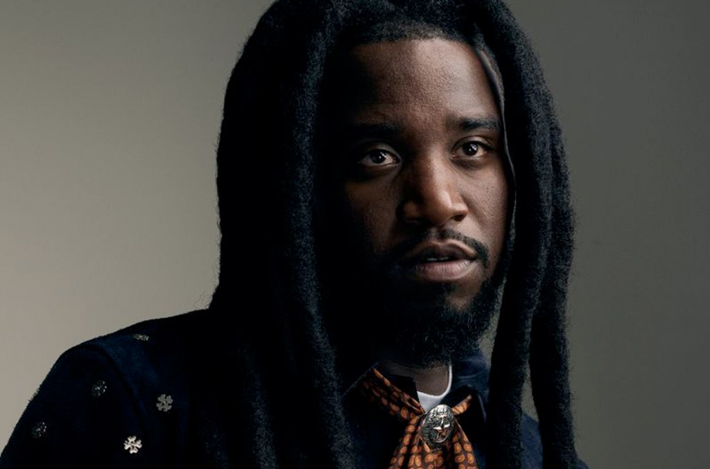 Shaboozey conquista segundo lugar no Top 10 da parada Country Airplay A música "Good News" de Shaboozey entrou no top 10 da parada Country Airplay. (Foto: Reprodução)
