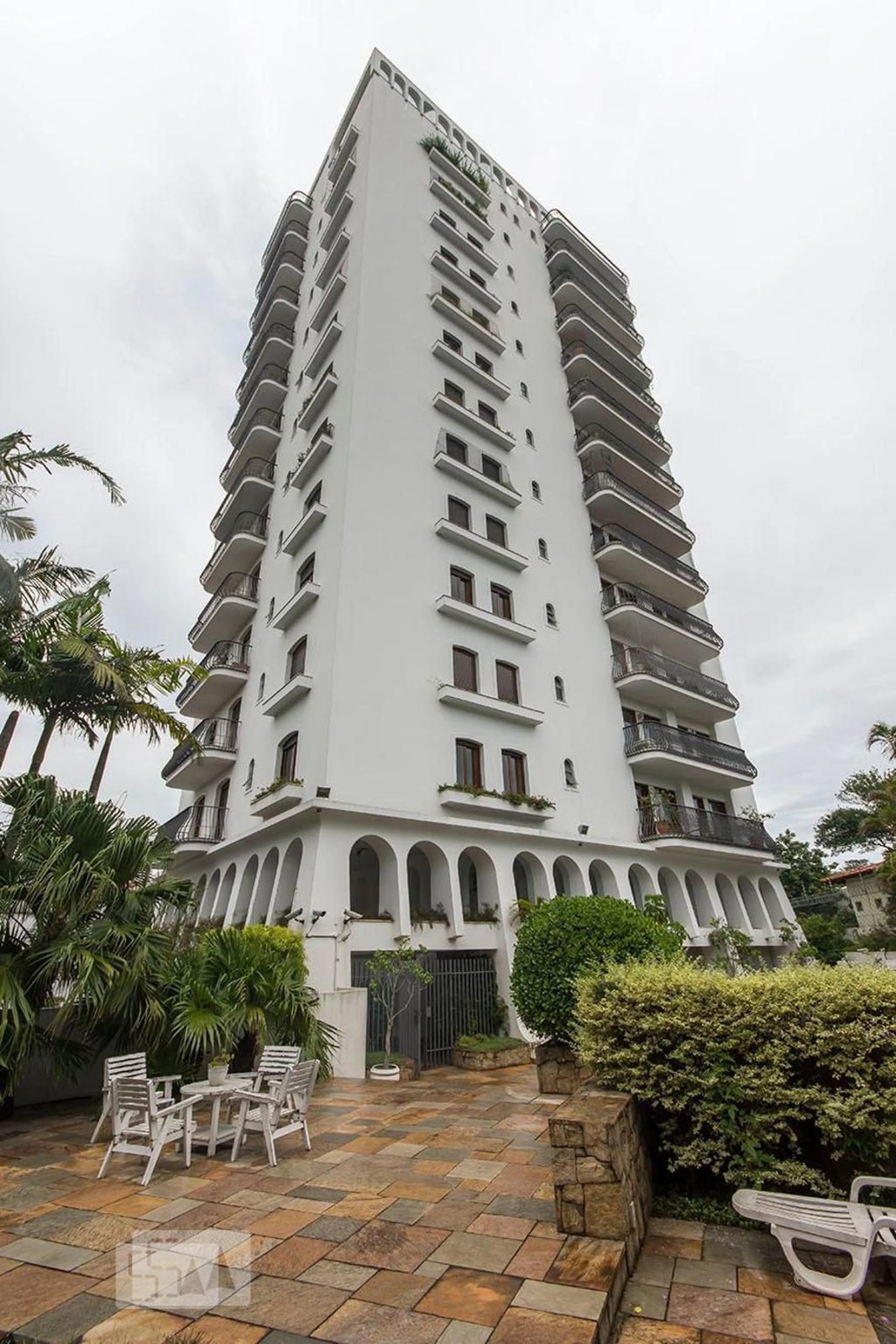 Leilão de apartamento de 1 mil m² em SP começa com lance de R$ 5,8 milhões Edifício Vera Cruz, no Alto de Pinheiros, tem apartamento em leilão com lance mínimo de R$ 5,8 milhões. (Foto: Divulgação)