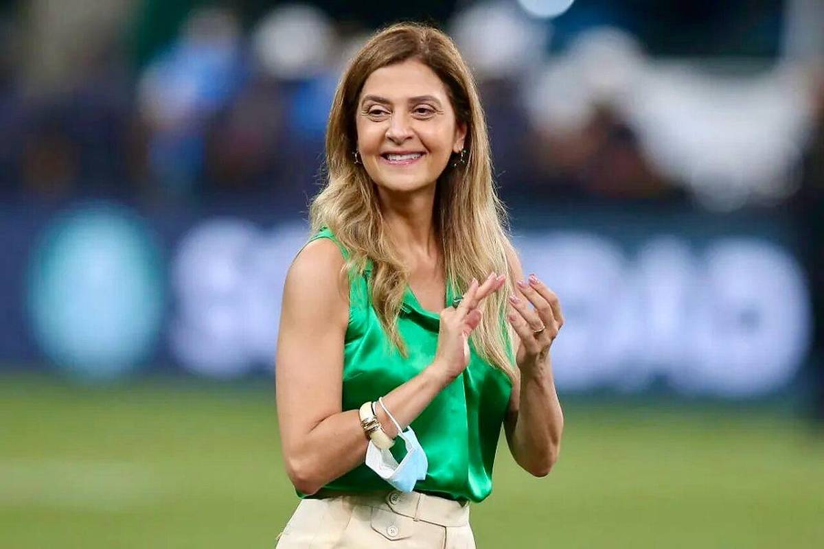 Leila Pereira destaca a importância de oportunidades para mulheres no esporte A presidente do Palmeiras, Leila Pereira, única mulher à frente de um time que disputa a Copa do Mundo de Clubes (Foto: @leilapereira no Instagram)