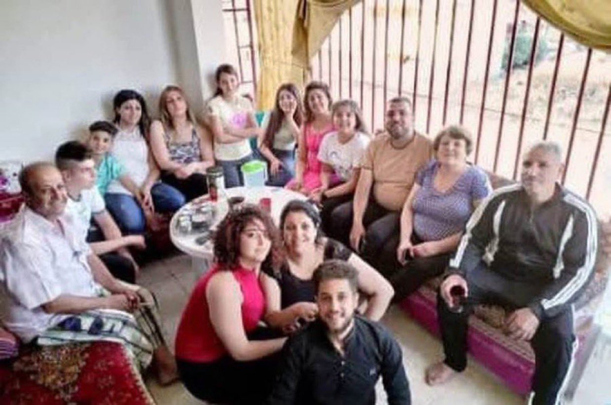 Terroristas do ISIS assassinam pastor, esposa e mais de 20 familiares na Síria Pastor Khaled Mezhir e sua família foram mortos por terroristas islâmicos. (Foto: X/seanfeucht)