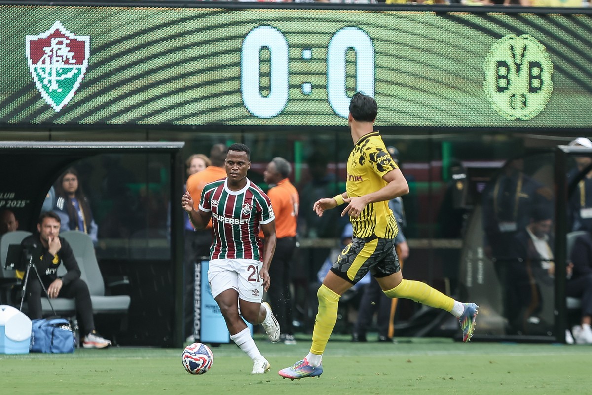 Fluminense estreia contra Borussia Dortmund e impulsiona sua marca internacionalmente Jhon Arias foi eleito o melhor da partida entre Fluminense e Borussia Dortmund (Foto: Lucas Merçon/Fluminense/Divulgação)