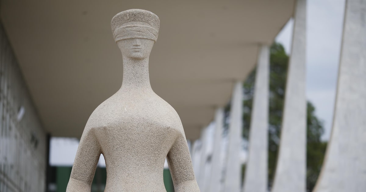 Vista da Estátua da Justiça, no Supremo Tribunal Federal, na Praça dos Três Poderes, em Brasília. (Foto: Dida Sampaio/Estadão)