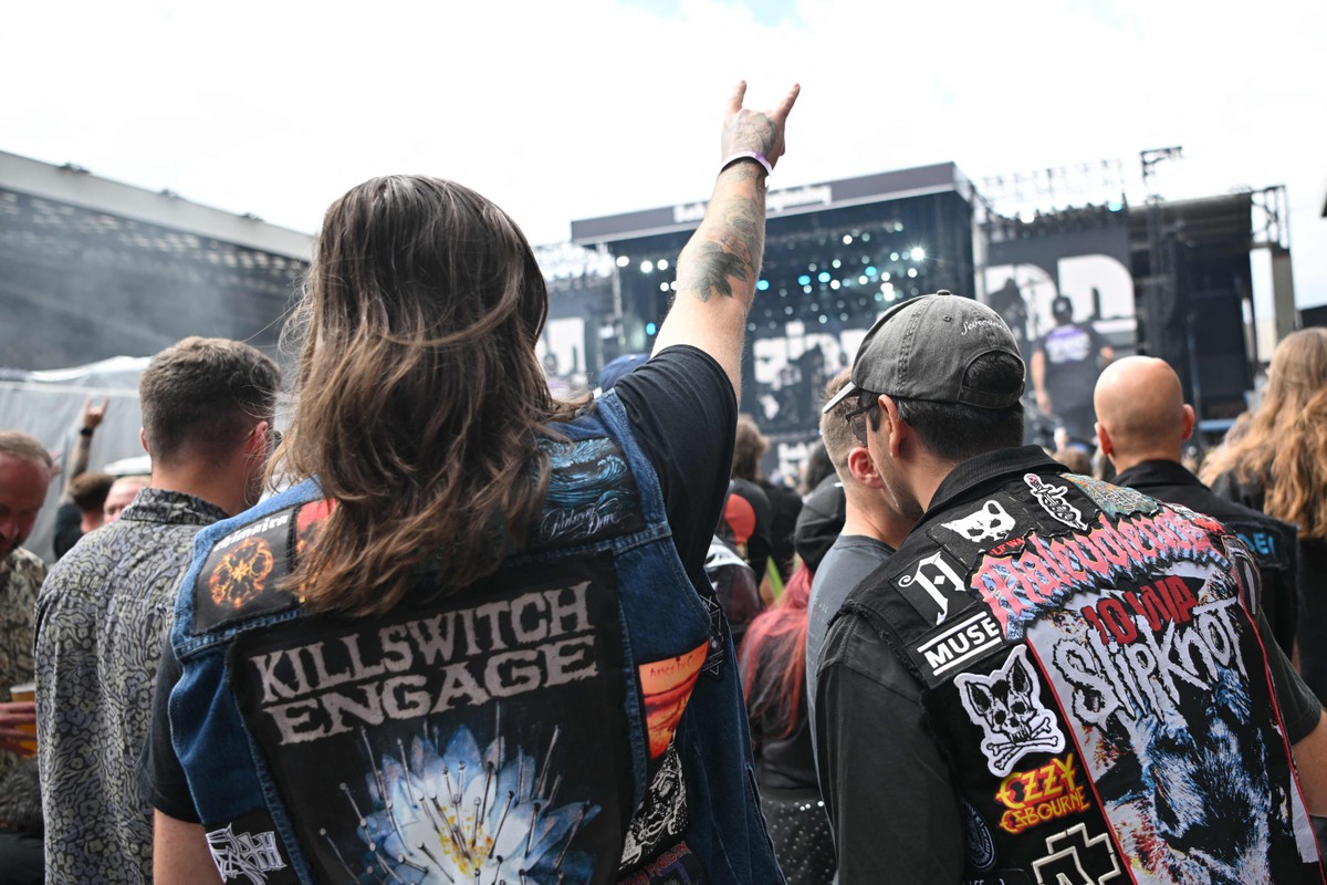 Críticos destacam show emocionante de despedida de Ozzy Osbourne nos palcos O festival Back to the Beginning, na Inglaterra, que marcou a despedida de Ozzy Osbourne dos palcos (Foto: AFP)