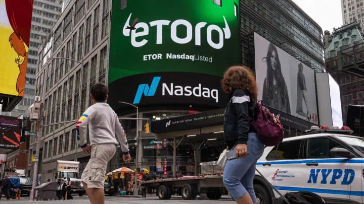 Mercado de IPOs se recupera com novas listagens e otimismo após alívio nas tarifas
