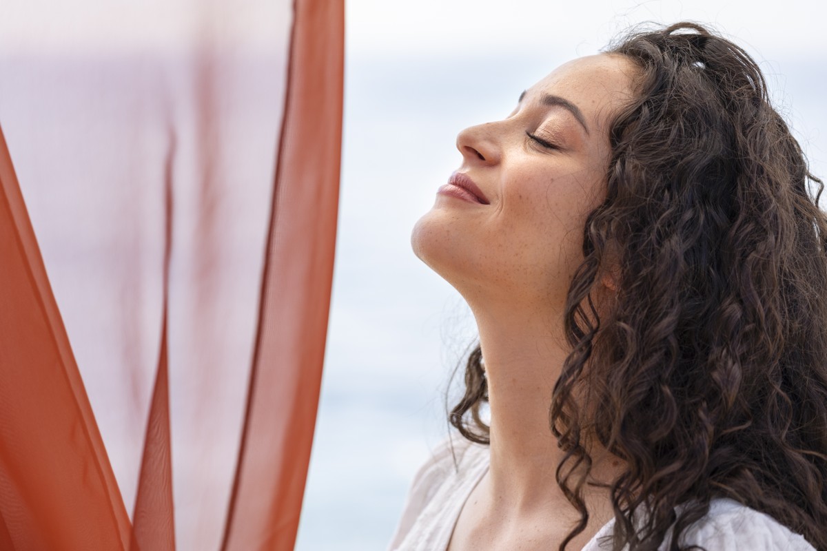 Mudança na respiração transforma consciência e influencia a dopamina O simples ato de respirar é a forma mais eficaz de alcançar o sistema nervoso autônomo — Foto: Freepik