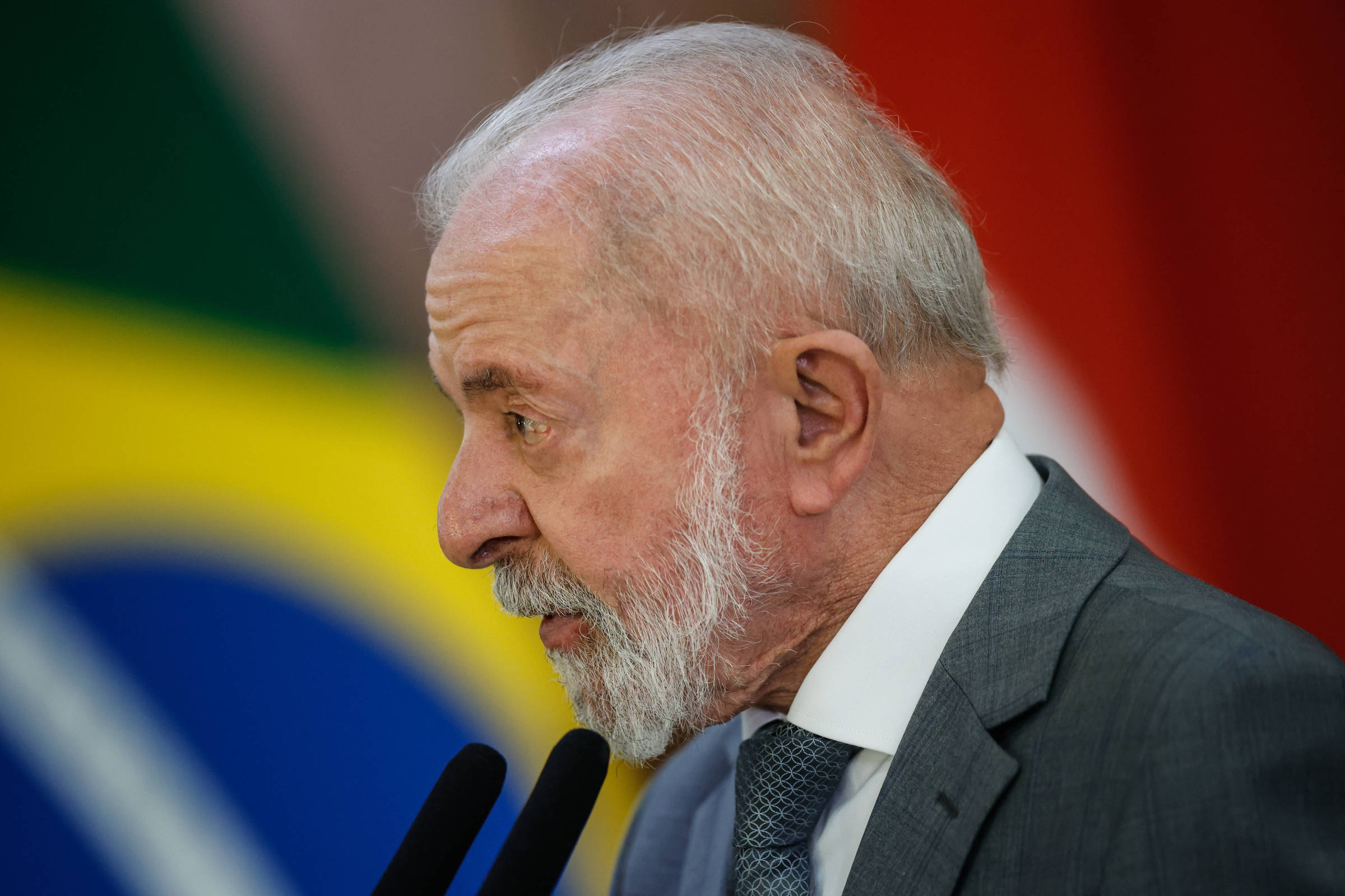Presidente Luiz Inácio Lula da Silva durante cerimônia no Palácio do Planalto (Foto: Gabriela Biló - 09.jul.25/Folhapress)